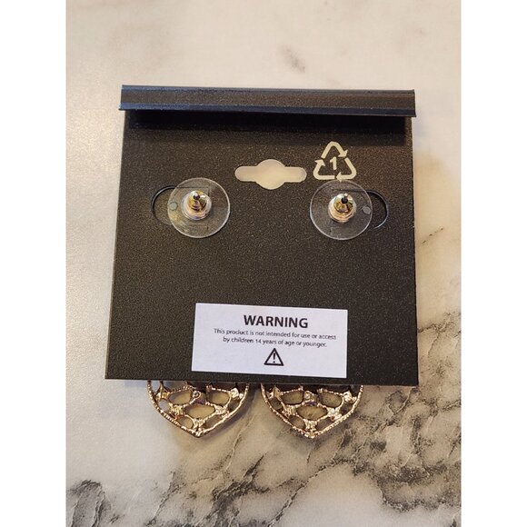 Napier Gold Tone Crystal Teardrop Dangle Earrings Filigree Design & Post Backs - Picture 3 of 5